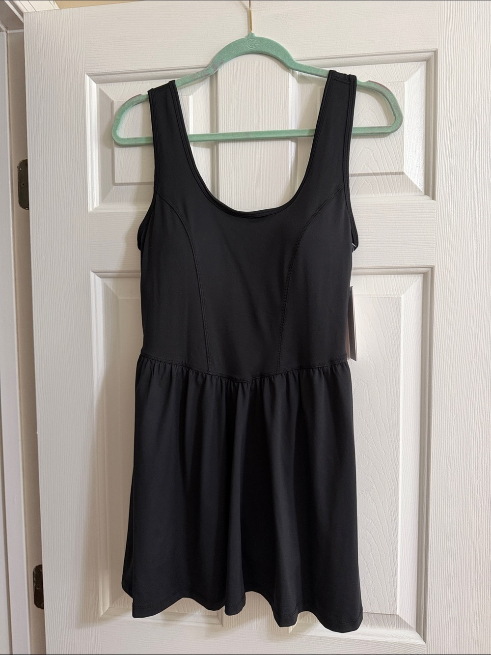 NWT Yogalicious Black Sleeveless Tech Berlina Athletic Dress Size Large